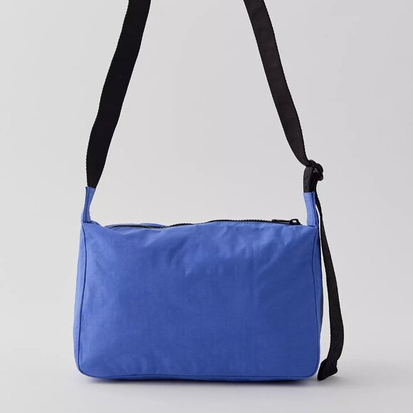 NWT Baggu Medium Cargo Crossbody - Pansy Blue - Picture 9 of 9